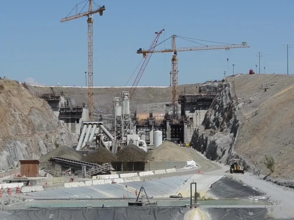 dam-construction